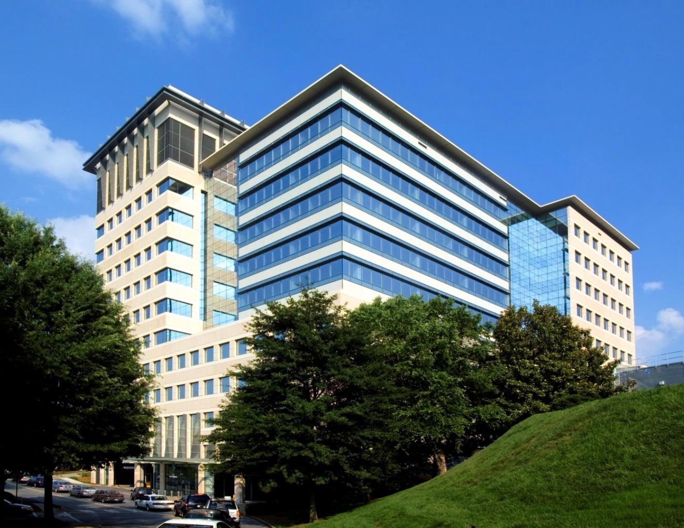 HYDEIST 81° DRIVE GLAY HD Supply Officially Opens New Atlanta Headquarters